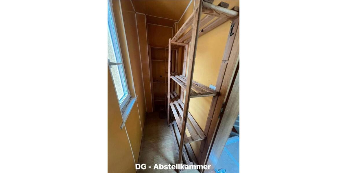 Dachgeschoßwohnung Neustadt bei Coburg - 4.5 Zimmer, 87 m&sup2;, 690&euro; | Angebot:25879216