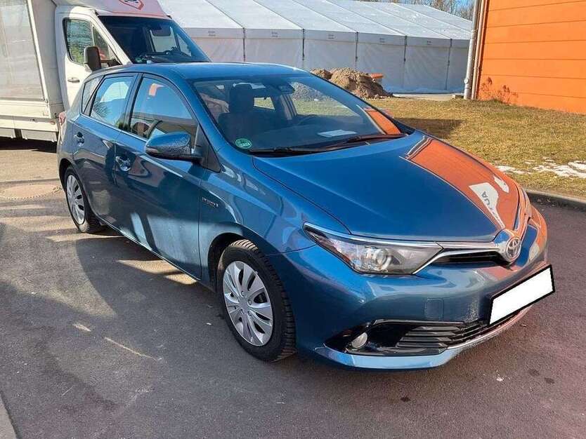 Auris