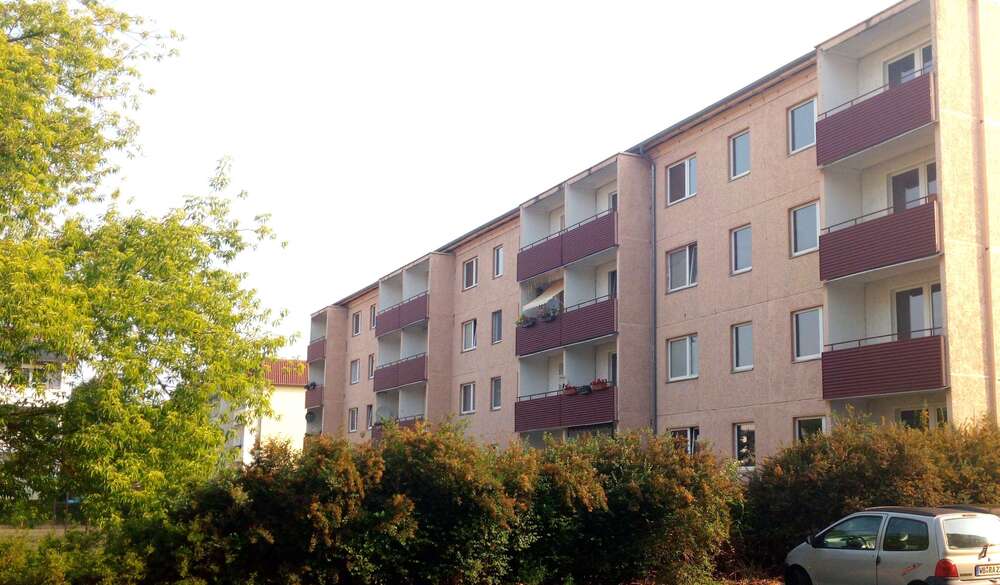 Vermietetes Mehrfamilienhaus, 24 Einheiten mit Balkonen - Mehrfamilienhaus, Wohnhaus Sachsen-Anhalt - Annaburg Annaburg | Angebot:26981009