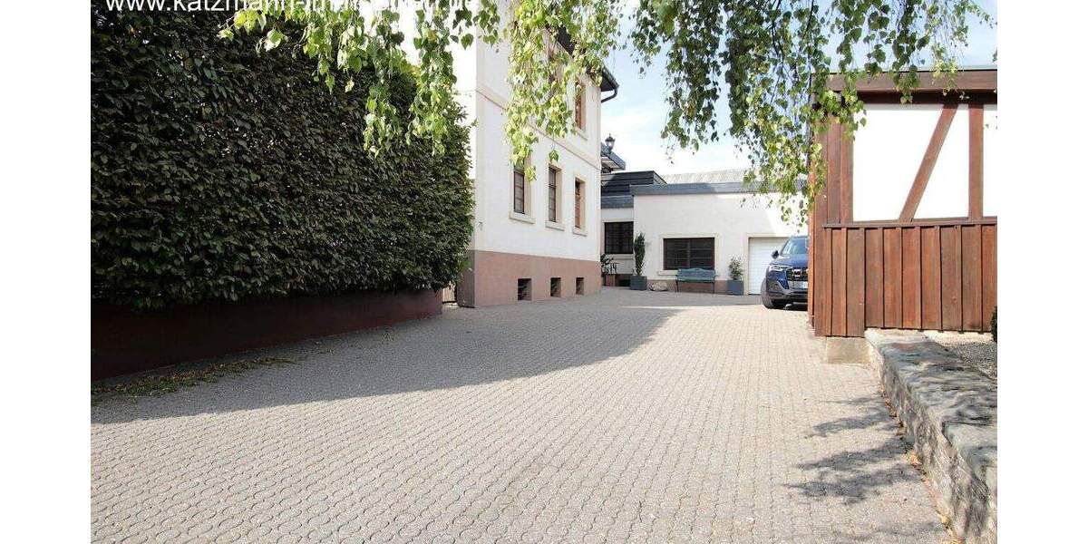Gewerbeobjekt Nettersheim - 7 Zimmer, 142 m&sup2;, 495.000&euro; | Angebot:24794954