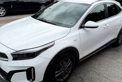 Kia XCeed 124.000 km 16.980 &euro; München 81827