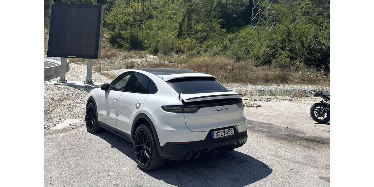 Porsche Cayenne 139.500 km 63.900 &euro; Nürnberg 90431