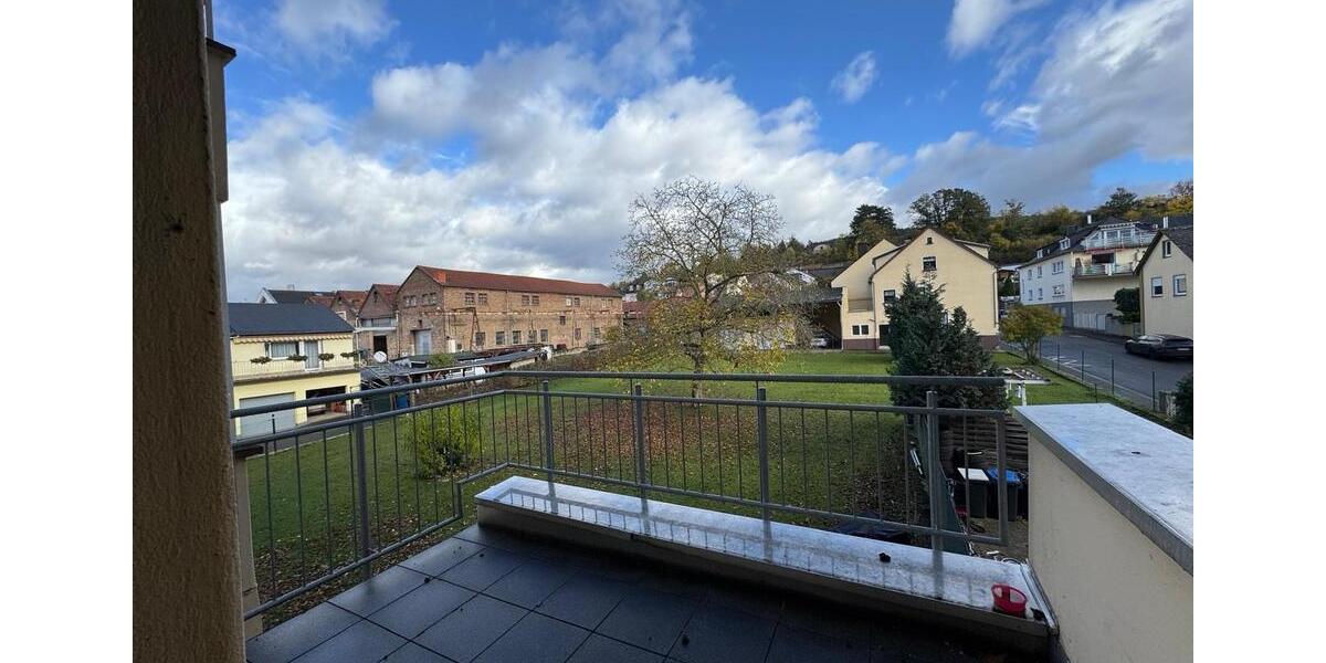 Etagenwohnung Lahnstein - 4 Zimmer, 84 m&sup2;, 840&euro; | Angebot:24766930