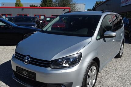 VW Touran 251.796 km 5.999 &euro; Ismaning 85737
