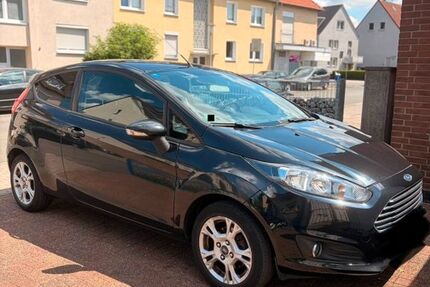 Ford Fiesta 127.000 km 4.699 &euro; Hamm 59067
