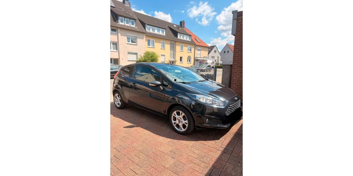 Ford Fiesta 127.000 km 4.699 &euro; Hamm 59067