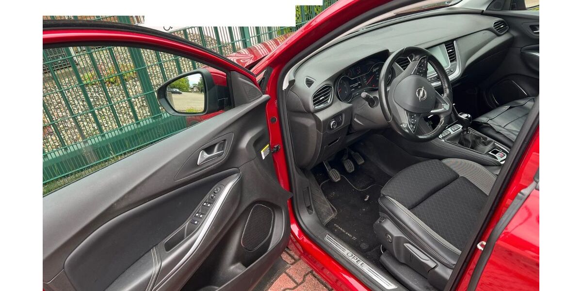 Opel Grandland (X) 129.000 km 9.600 &euro; Lingen 49808