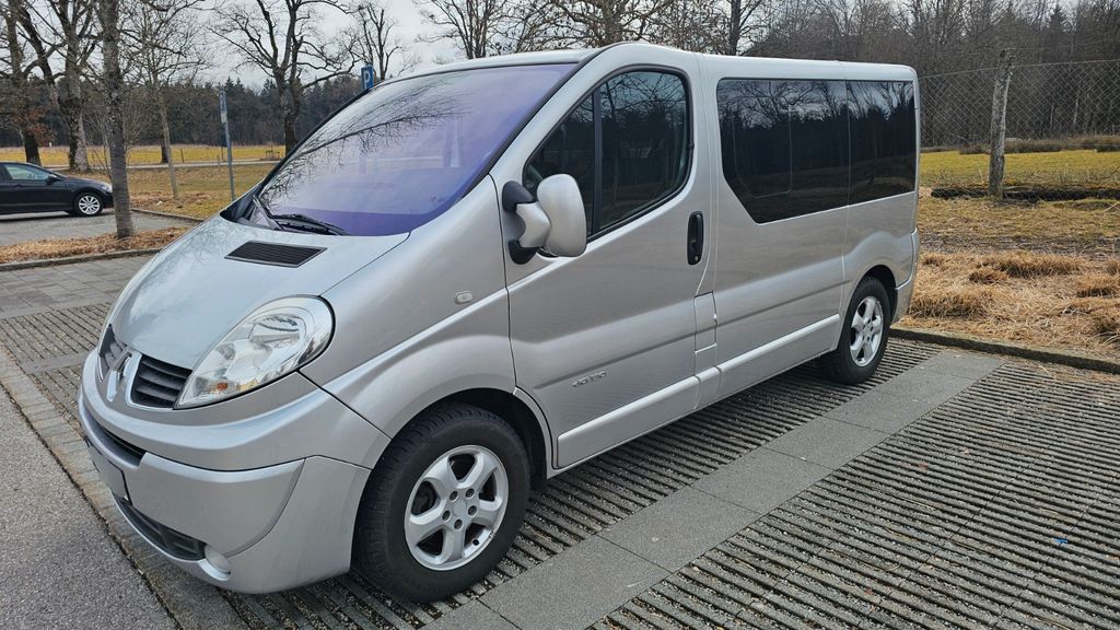 Renault Trafic 202.100 km 10.900 &euro; München 81477