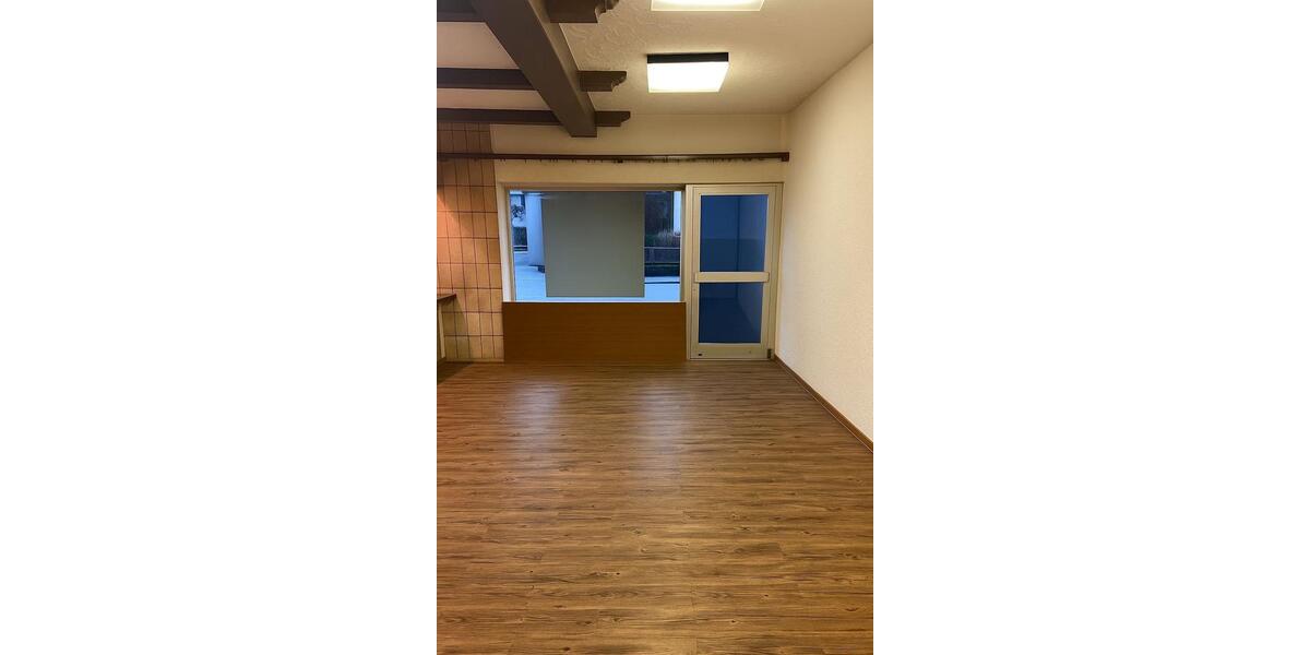 Gewerbeobjekt Niederwerrn - 575&euro; | Angebot:25635689