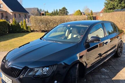 Skoda Superb 136.000 km 14.900 &euro; Jatznick 17309