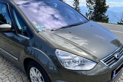 Ford Galaxy 96.000 km 13.000 &euro; Essen 45355