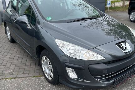 Peugeot 308 138.000 km 1.850 &euro; Wilhelmshaven 26384