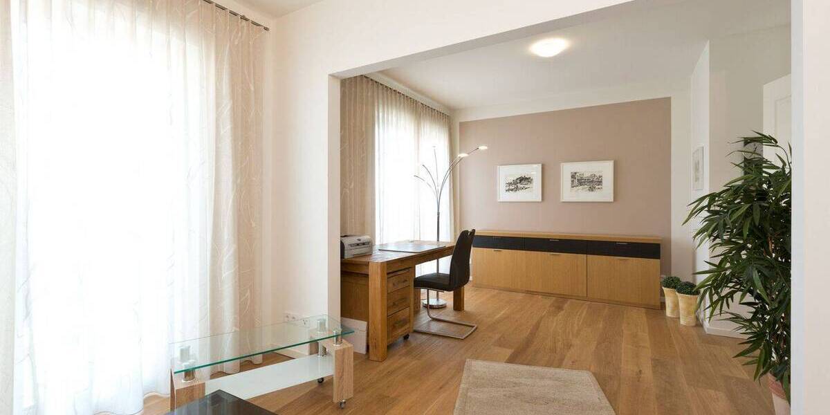 Etagenwohnung Waren (Müritz) Waren - 3 Zimmer, 115 m&sup2;, 699.000&euro; | Angebot:26188406