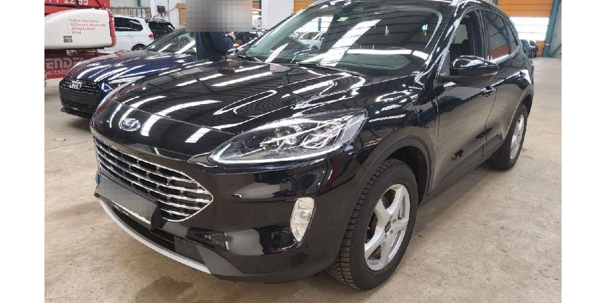 Ford Kuga 59.600 km 23.790 &euro; Kirchheim bei München 85551