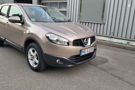 Nissan Qashqai 176.709 km 5.700 &euro; Heidelberg 69126
