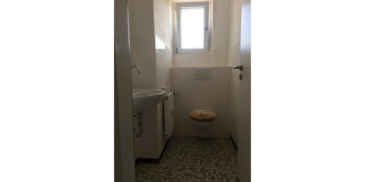 Helle 3-Zi-Wohnung mit Loggia in zentraler Lage von Wendelstein zimmer