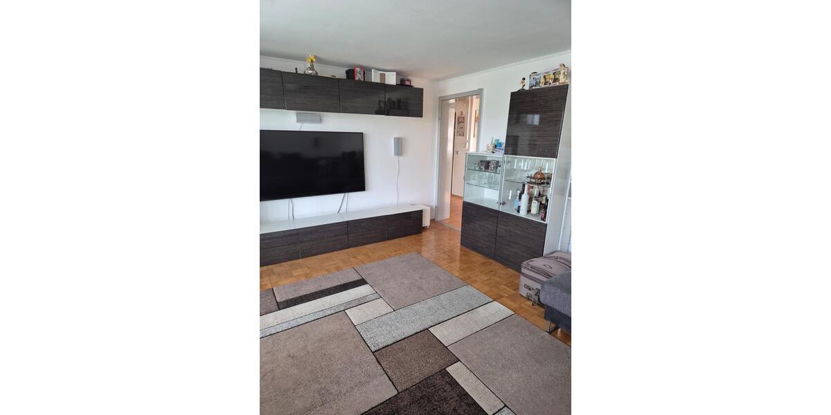 Etagenwohnung Vogt - 5 Zimmer, 120 m&sup2;, 1.050&euro; | Angebot:25421040