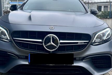 Mercedes-Benz E 63 AMG 129.000 km 52.900 € Bollendorf 54669