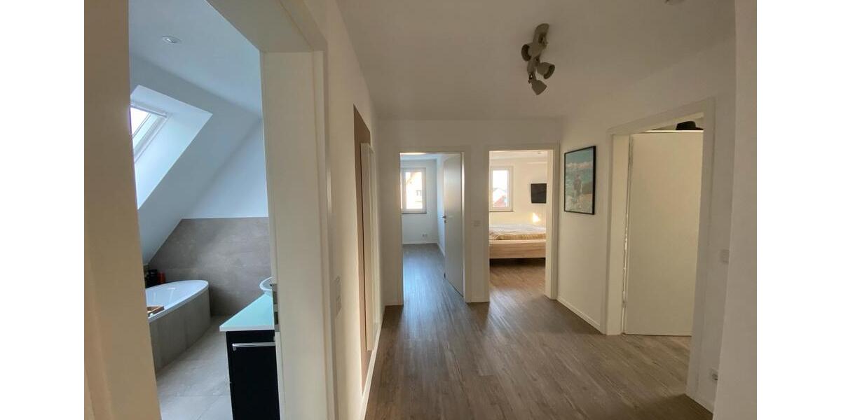 Einfamilienhaus Werneck - 5.5 Zimmer, 150 m&sup2;, 2.200&euro; | Angebot:26026458