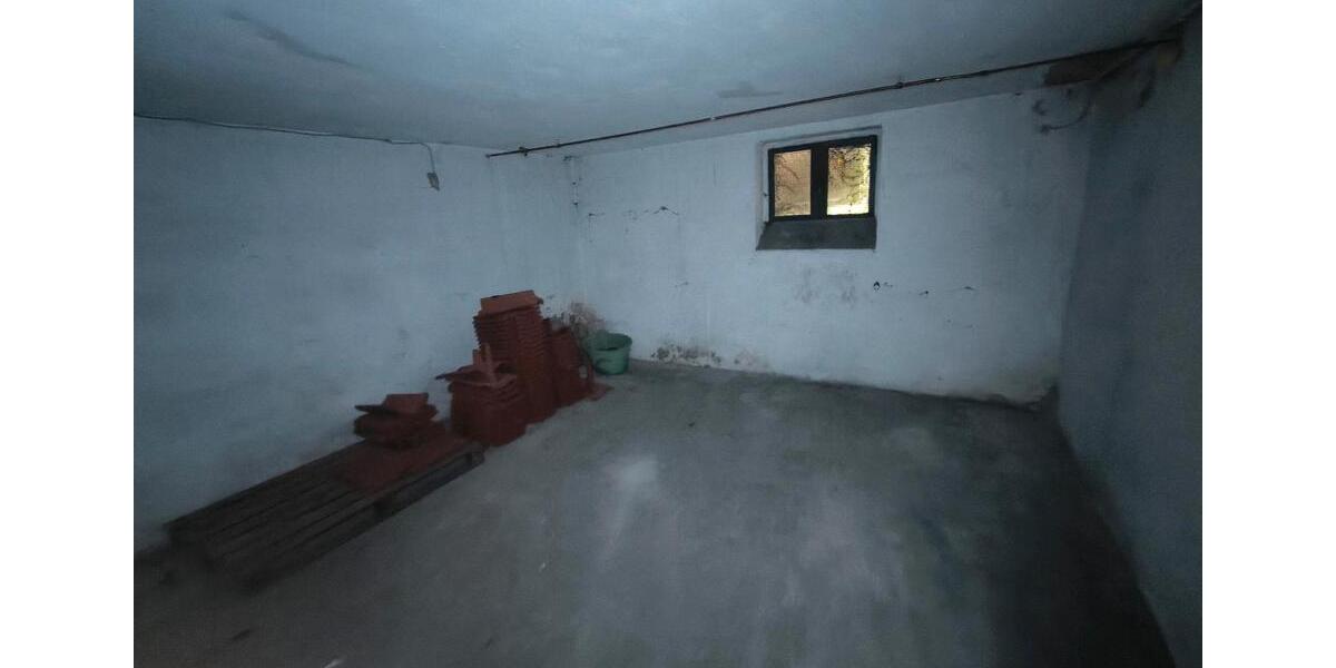 Einfamilienhaus Waldsassen - 6 Zimmer, 180.000&euro; | Angebot:21813445