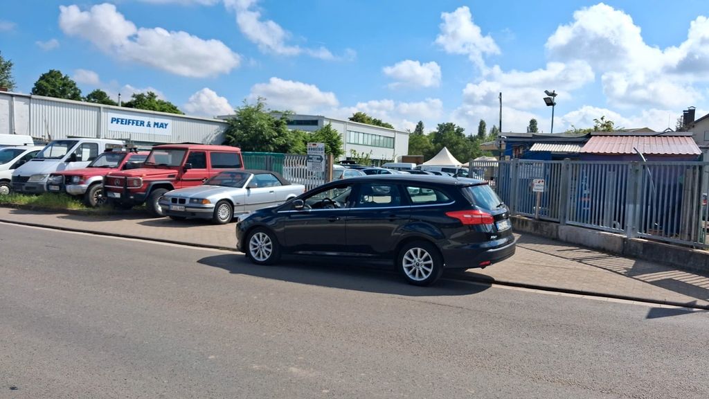 Ford Focus 224.000 km 4.900 &euro; Neustadt/Wstr. 67433