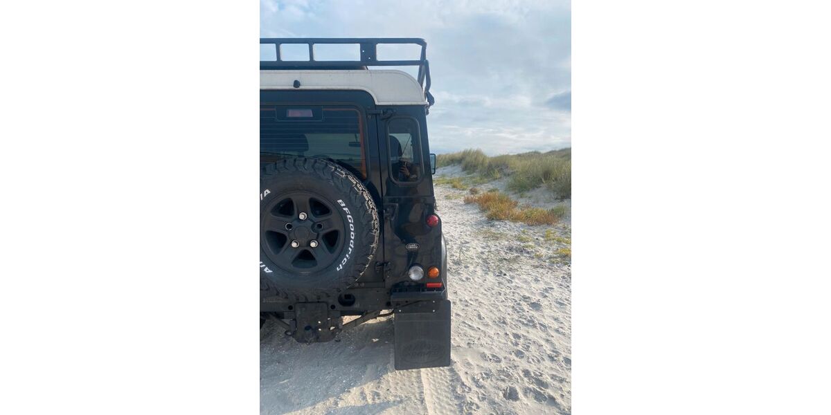 Land Rover Defender 131.000 km 36.500 &euro; Norderstedt 22844