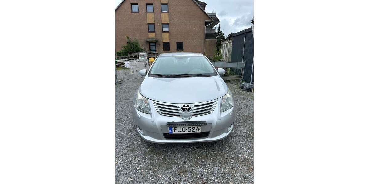 Toyota Avensis 149.000 km 3.200 &euro; Hamburg 22147