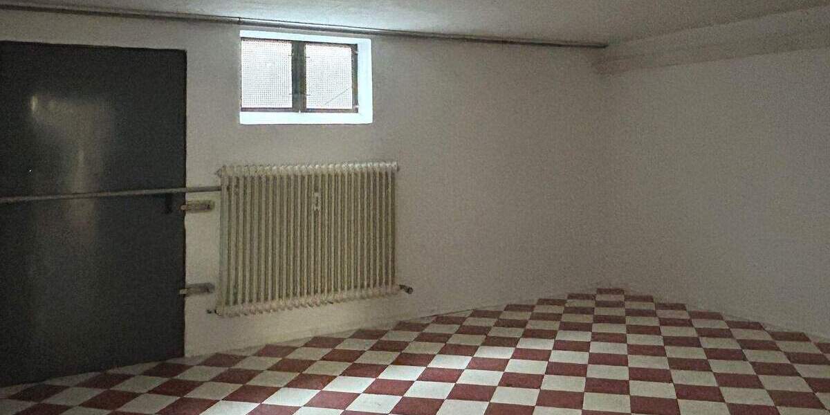 Mehrfamilienhaus, Wohnhaus Hunderdorf - 9 Zimmer, 237 m&sup2;, 559.000&euro; | Angebot:25668455