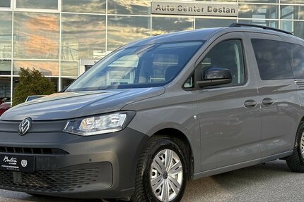 VW Caddy 2.0 TDI Basis PDC/AHK/SHZ/DAB/GRA/CARPLAY 56.470 km 21.900 &euro; Villingen-Schwenningen 78054