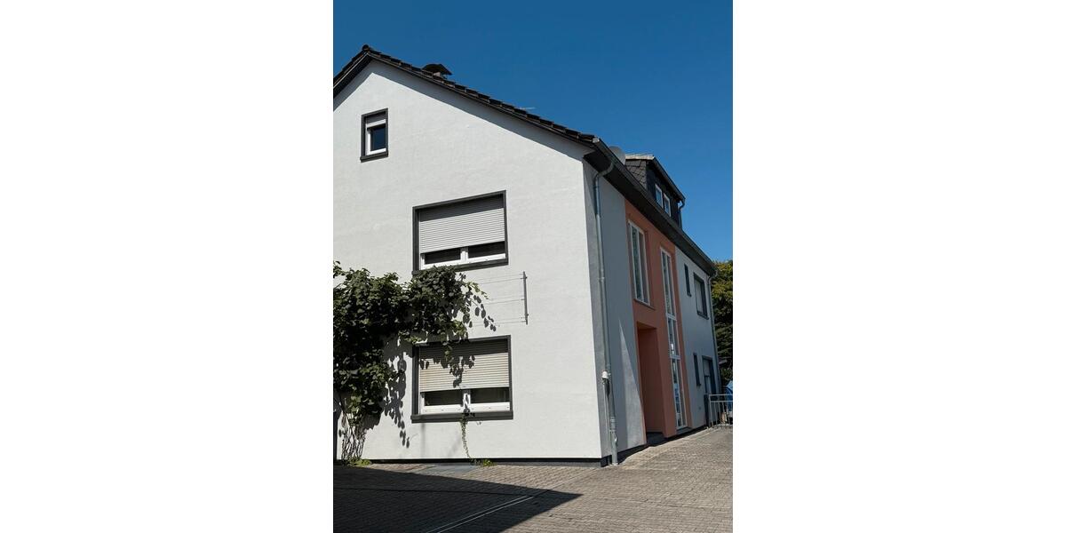 Einfamilienhaus Wörth am Rhein - 13 Zimmer, 340 m&sup2;, 870.000&euro; | Angebot:26824991