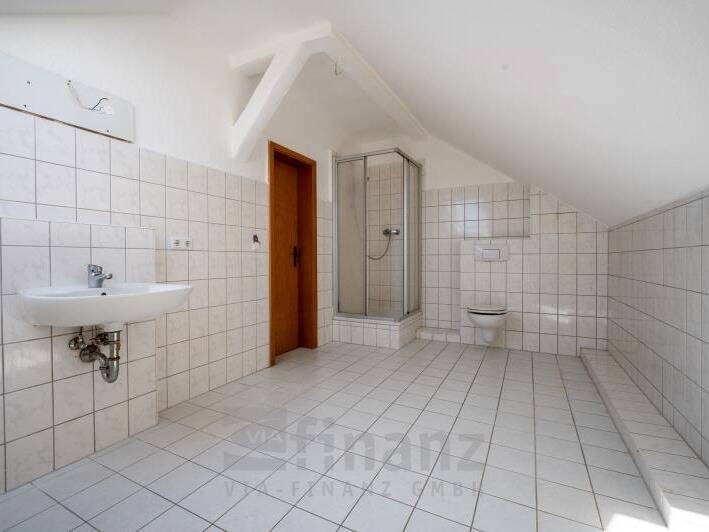 Mehrfamilienhaus in Altenburg 1 zimmer