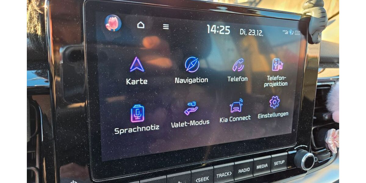 Kia Stonic 27.224 km 16.499 &euro; Broderstorf 18184