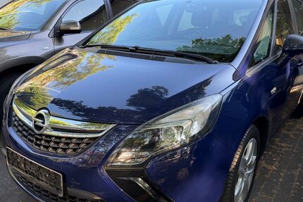 Opel Zafira 83.000 km 7.499 &euro; NEU ISENBURG 63263