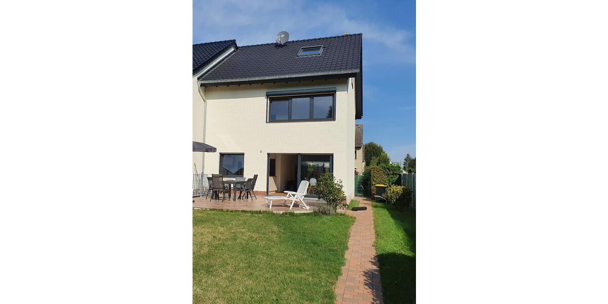 Reihenhaus Pulheim - 4 Zimmer, 131 m&sup2;, 2.650&euro; | Angebot:24837651