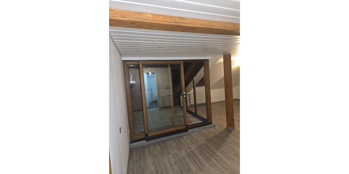 Dachgeschoßwohnung Pforzheim Brötzingen - 2 Zimmer, 75 m&sup2;, 850&euro; | Angebot:24237373