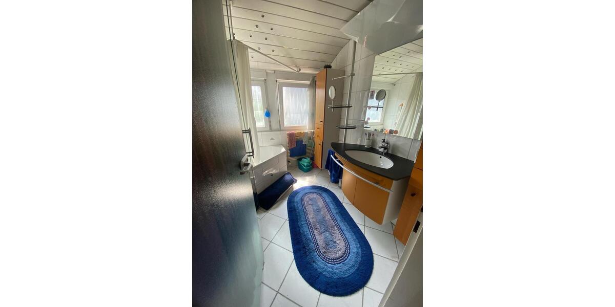 Wohnen auf Zeit Stuttgart Bad Cannstatt - 3 Zimmer, 81 m&sup2;, 481&euro; | Angebot:26386861