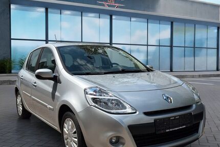 Renault Clio 71.000 km 5.999 &euro; Kremperheide 25569