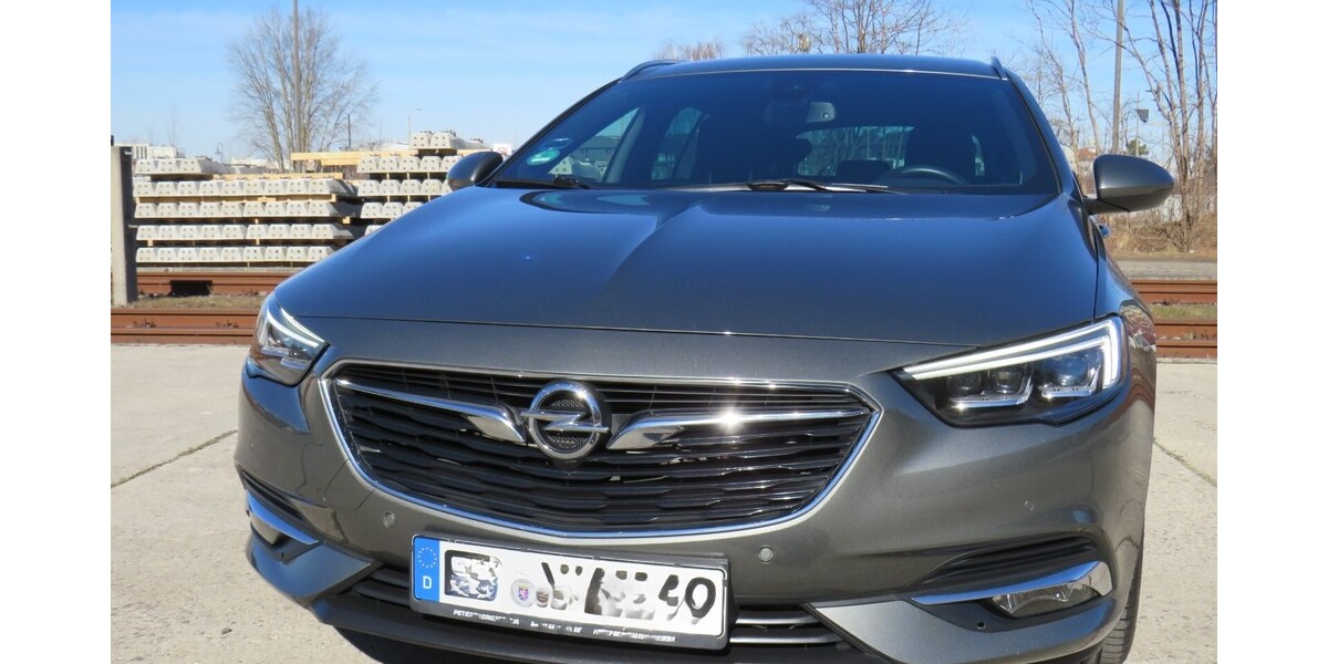 Opel Insignia B ST 59.450 km 17.500 € RADEBERG 01454
