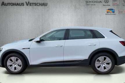 Audi e-tron 49.500 km 35.990 € Vetschau 03226