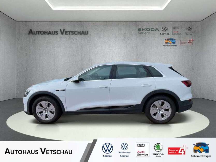 Audi e-tron 49.500 km 35.990 € Vetschau 03226