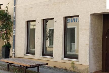 Apartment mit 4 Zimmer- für Wohngruppen Montagewohnung anzumieten!! zimmer