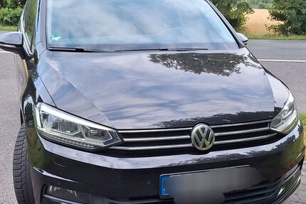 VW Touran 94.125 km 20.999 &euro; Hainburg 63512