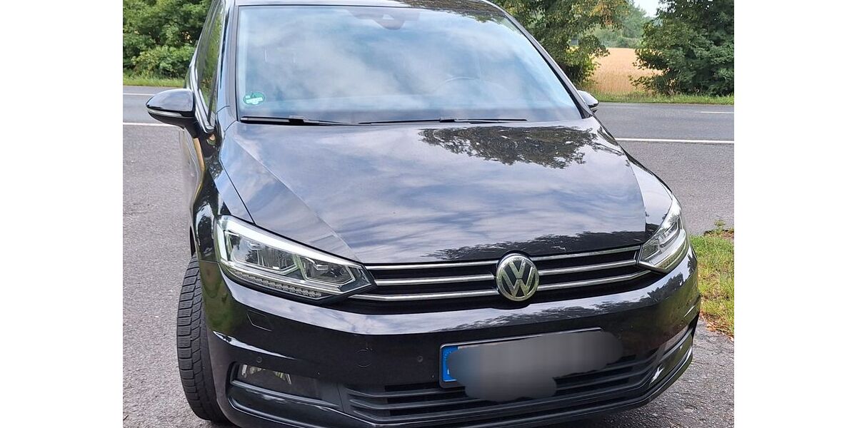 VW Touran 94.125 km 20.999 &euro; Hainburg 63512