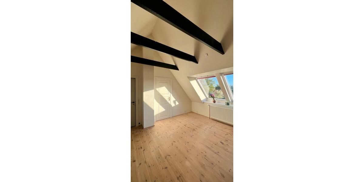 Bauernhaus, Landhaus Harrislee - 7 Zimmer, 240 m&sup2;, 208.000&euro; | Angebot:27156719