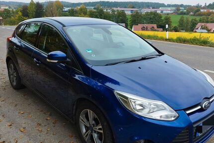 Ford Focus 156.746 km 5.700 € Königsfeld 96167