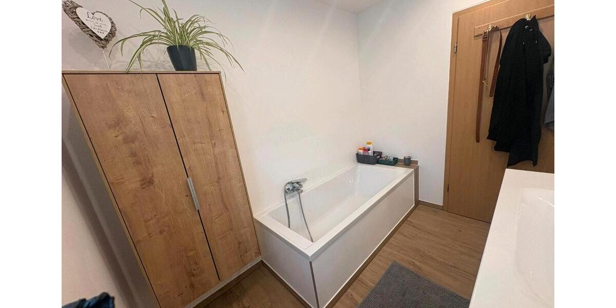 Einfamilienhaus Vilshofen an der Donau - 8 Zimmer, 240 m&sup2;, 429.000&euro; | Angebot:26240495