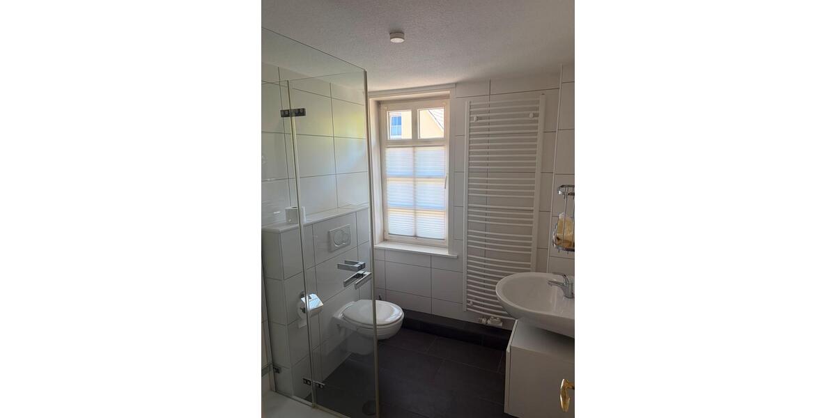 Einfamilienhaus Enger - 9 Zimmer, 200 m&sup2;, 335.000&euro; | Angebot:26396586
