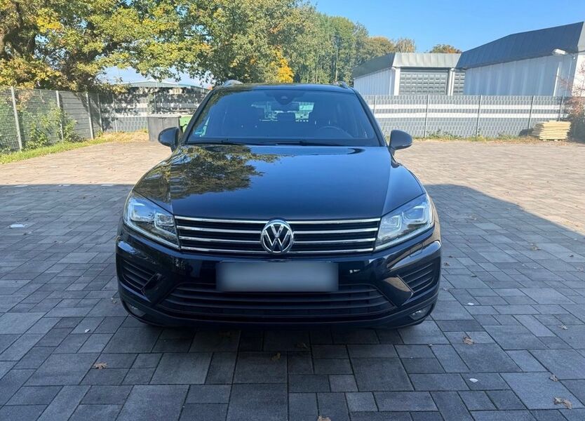 VW Touareg 114.000 km 23.990 € Achern 77855