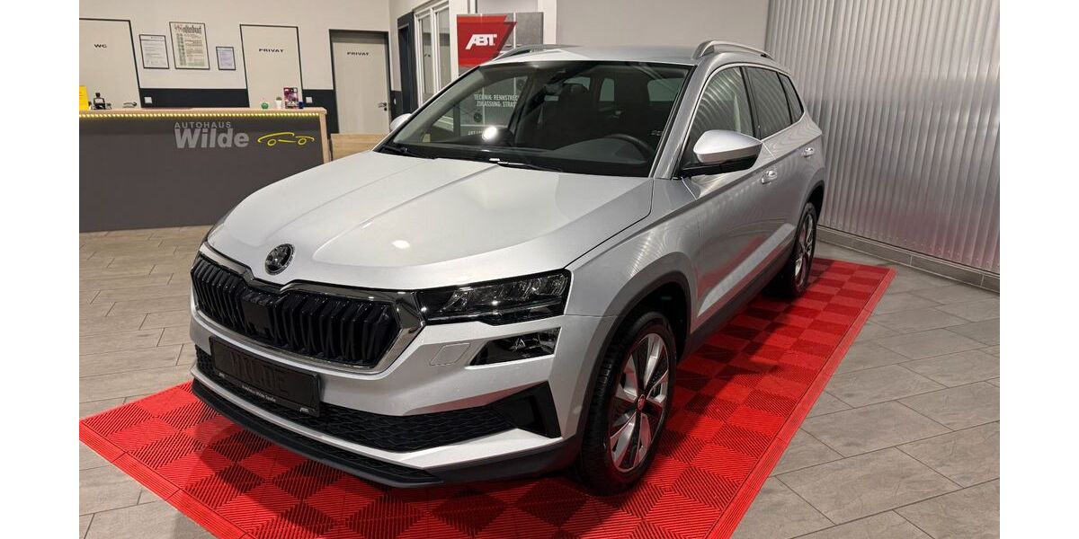Skoda Karoq 8.396 km 24.300 &euro; Spelle 48480