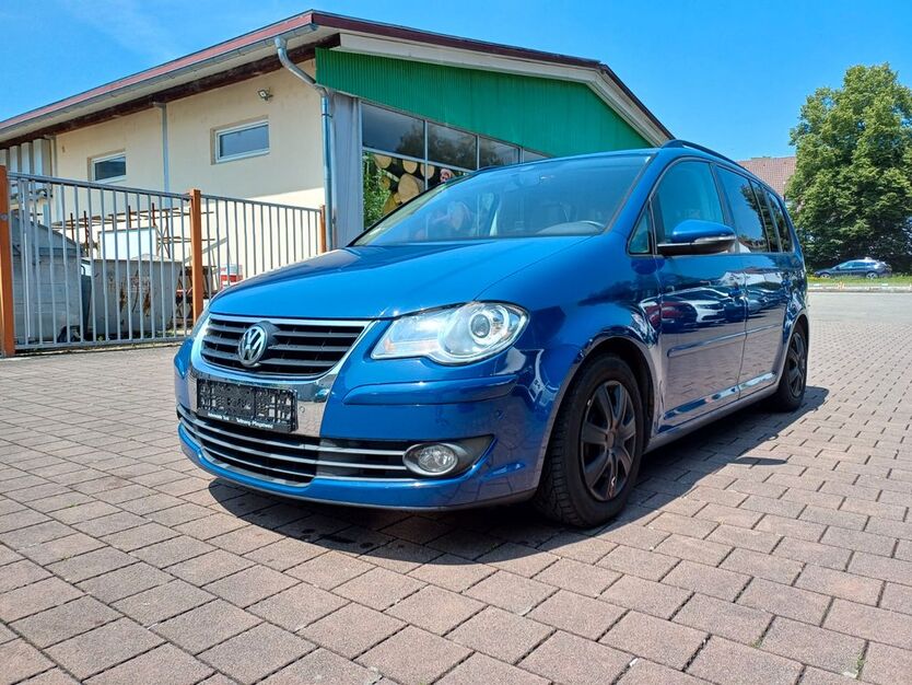 VW Touran 299.916 km 2.890 € Tettnang 88069
